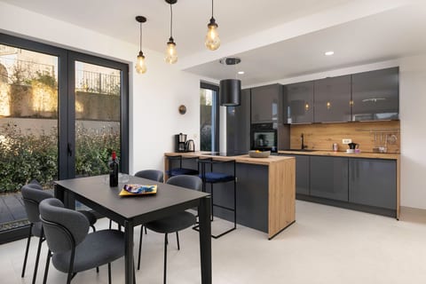 Apartments BELLA VISTA - Unit 376554-13