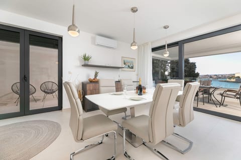 Apartments BELLA VISTA - Unit 376553-13