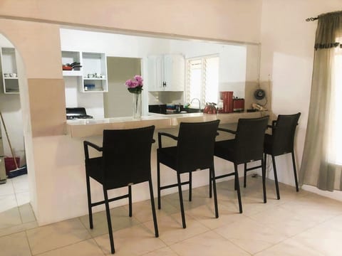 Tolle, strandnahe Villa mit Swimmingpool