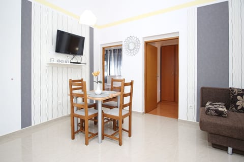 Apartments Zarok - Unit 54353-61