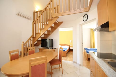 Apartments Zarok - Unit 54358-61