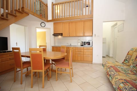 Apartments Zarok - Unit 54358-61