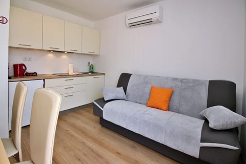 Apartments Ivo P. with Sea View - Unit 155160-5