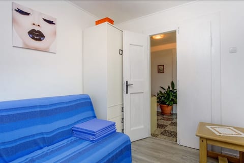 House JONA - Unit 202787-5