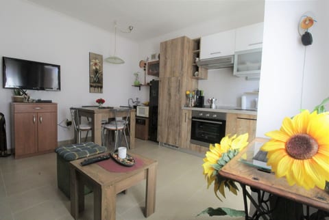 Apartment Tina - Unit 369079-13