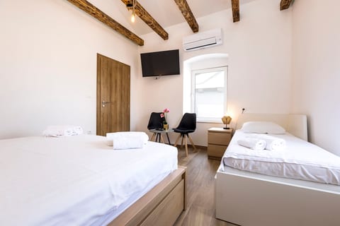 Apartment MAGINJA - Unit 370825-13