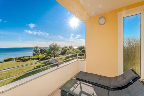 Apartments Lilly - Unit 376147-13