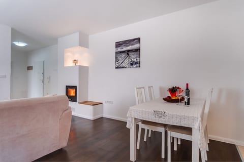 Apartment Mirna - Unit 376801-13
