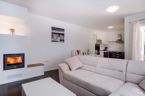 Apartment Mirna - Unit 376801-13