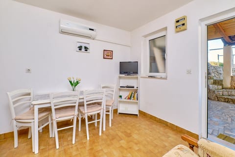 Apartments Magda - Unit 52203-61
