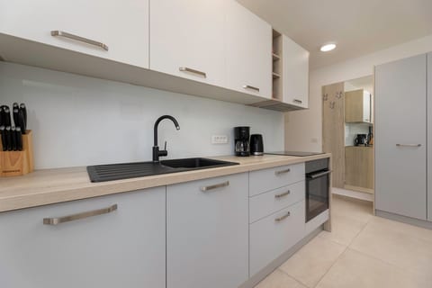 Apartment Grasa Boska - Unit 371211-13