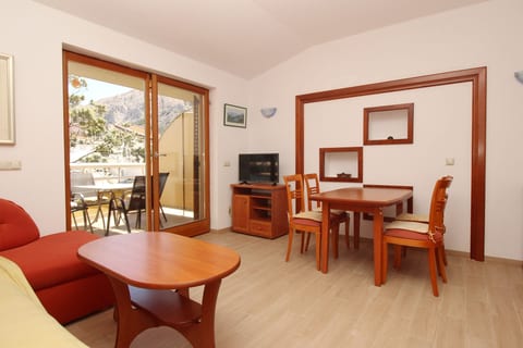 Apartments Mrkus - Unit 54096-61