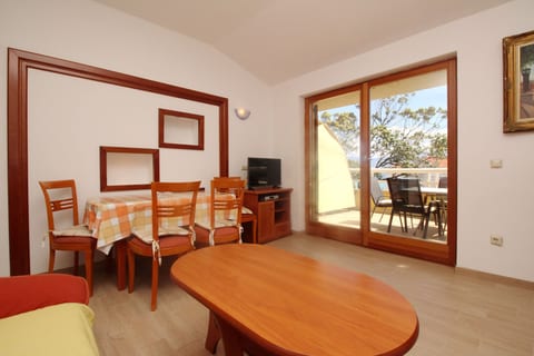 Apartments Mrkus - Unit 54097-61