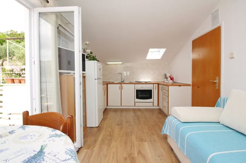 Apartments Čubranić Silvija - Unit 54381-61
