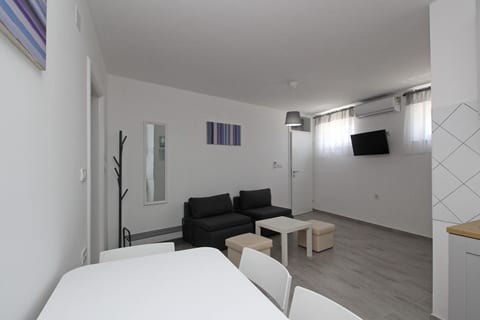Apartments LAVANDA-GROSIC - Unit 202835-5