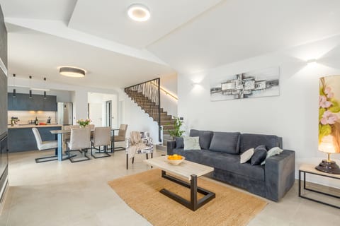 Villa Stefany - Unit 368848-13