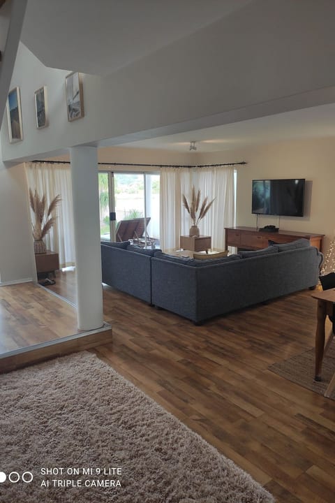 Marina House - Royal Port Alfred Marina