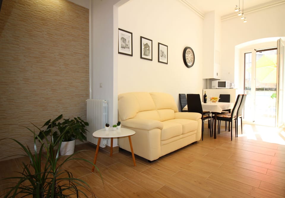 Apartment Old City s pogledom na more i povijesnu jezgru grada - Unit 370438-13 - Croatia