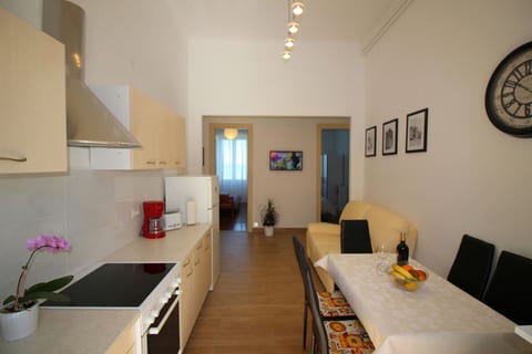 Apartment Old City s pogledom na more i povijesnu jezgru grada - Unit 370438-13