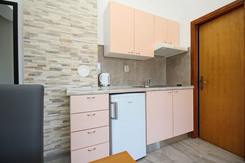 Apartments Brnić - Unit 53063-61