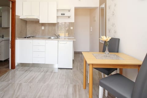Apartments Brnić - Unit 53064-61