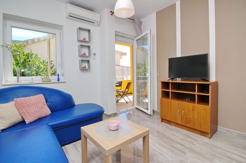 Apartments Brnić - Unit 53065-61