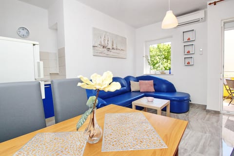 Apartments Brnić - Unit 53065-61