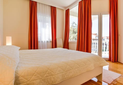 Apartments SIPARIS Zambratija - Unit 205244-5