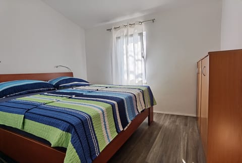 House Holiday House Rosemary - Unit 370411-13