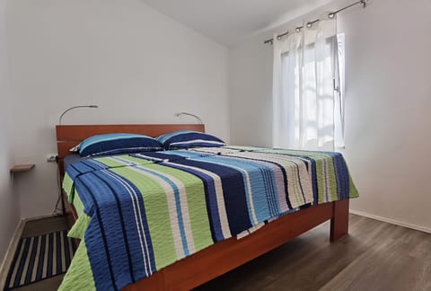 House Holiday House Rosemary - Unit 370411-13