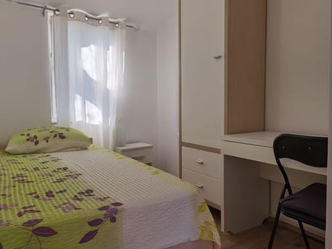 House Holiday House Rosemary - Unit 370411-13
