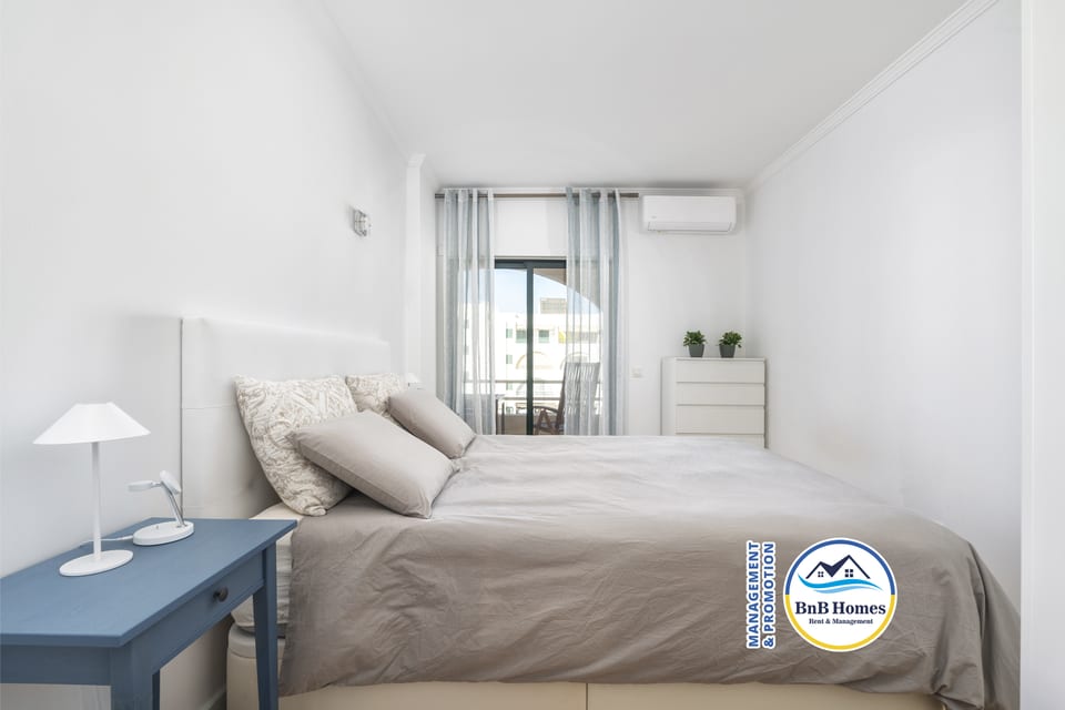 Appartements élégants près de la plage et de la nature luxuriante - Guia