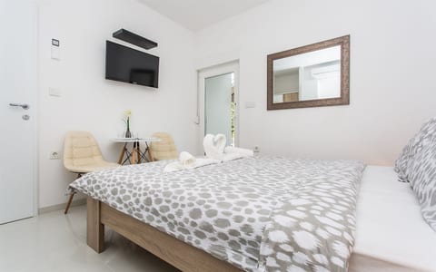 Apartments BERISHA I - Unit 152862-5