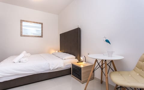 Apartments BERISHA I - Unit 202581-5