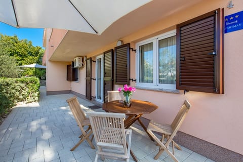 Apartments Tea - Unit 52213-61