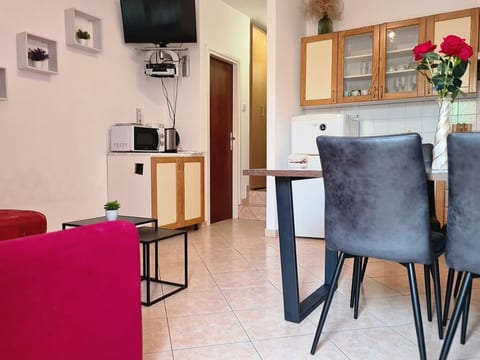 Apartments Bugi - Unit 54334-61