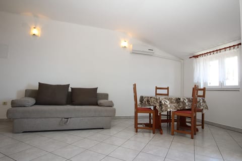 Apartments Capić Zarok - Unit 54343-61