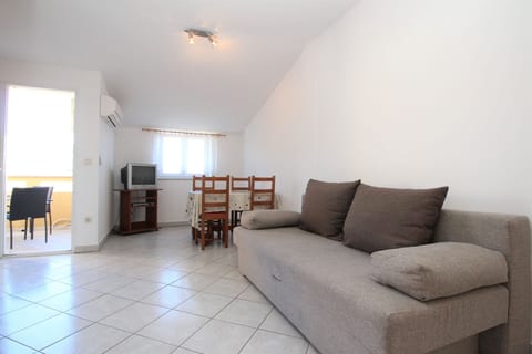 Apartments Capić Zarok - Unit 54344-61