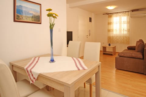 Apartments VASILIC CUGALJ - Unit 152814-5