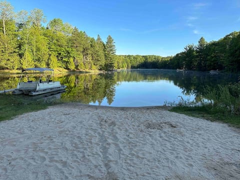 Local beach with new sand! Only a 2 min walk from the cabin