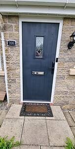 CLARITURF - 4 Bed House-Stadia,Parks,Canal & Sites-SkyN'flix