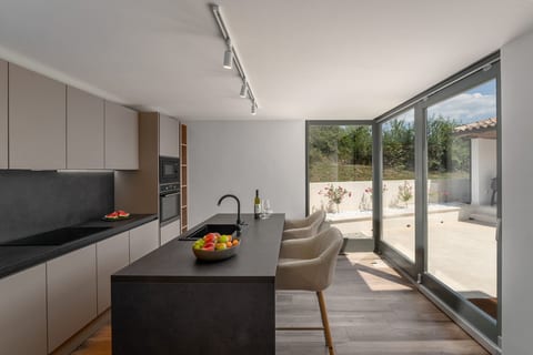 Villa Treori s bazenom - Unit 376055-13