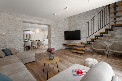Villa Treori s bazenom - Unit 376055-13