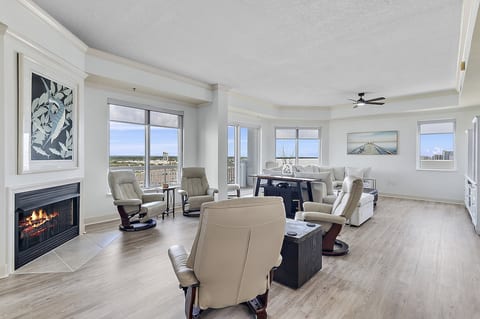Gulf & Harbor Views | Pool | Paradise Penthouse | Luxury | Destin