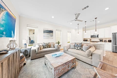 Walk to Beach | Sleeps 14 | Sunset Key | Inlet Beach