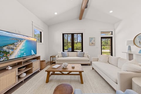 Luxury Home | Fenced Yard | Pine & Pearl | Near Bay | Santa Rosa Beach