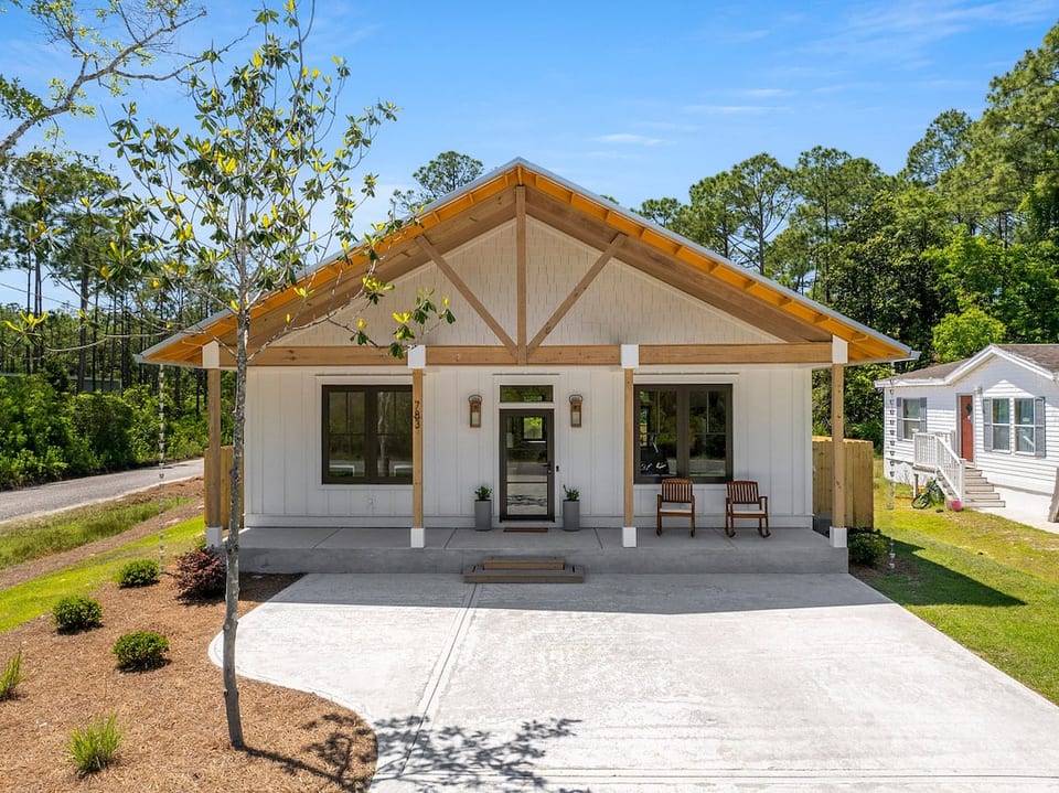 Luxury Home | Fenced Yard | Pine & Pearl | Near Bay | Santa Rosa Beach - Santa Rosa Beach