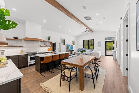 Luxury Home | Fenced Yard | Pine & Pearl | Near Bay | Santa Rosa Beach