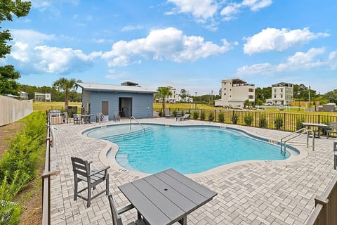 Luxury Home, Pool, Salt & Sarah, Bikes, Golf Cart