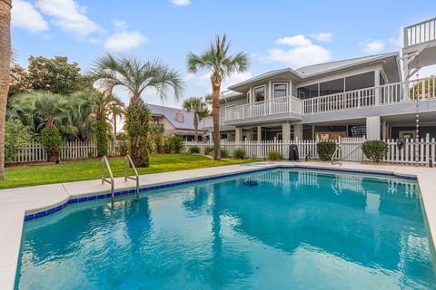Beach Access | POOL | Happy to Sea You | Gulf View | 11 Beds